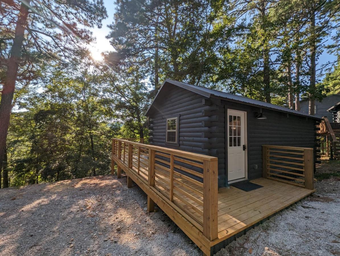 ユリーカ・スプリングスCabin #6 With Hot Tub Deck And Sunset View At Loblolly Pinesアパートメント エクステリア 写真