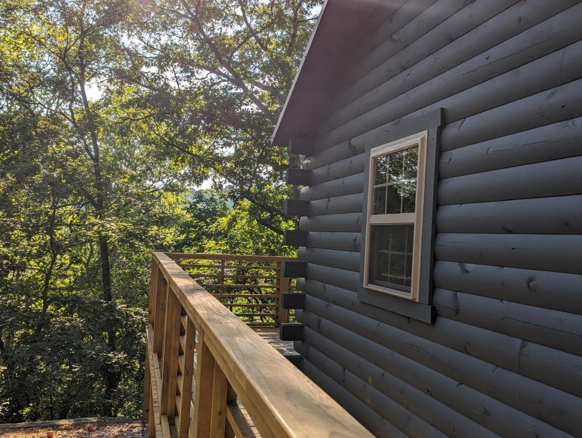 ユリーカ・スプリングスCabin #6 With Hot Tub Deck And Sunset View At Loblolly Pinesアパートメント エクステリア 写真