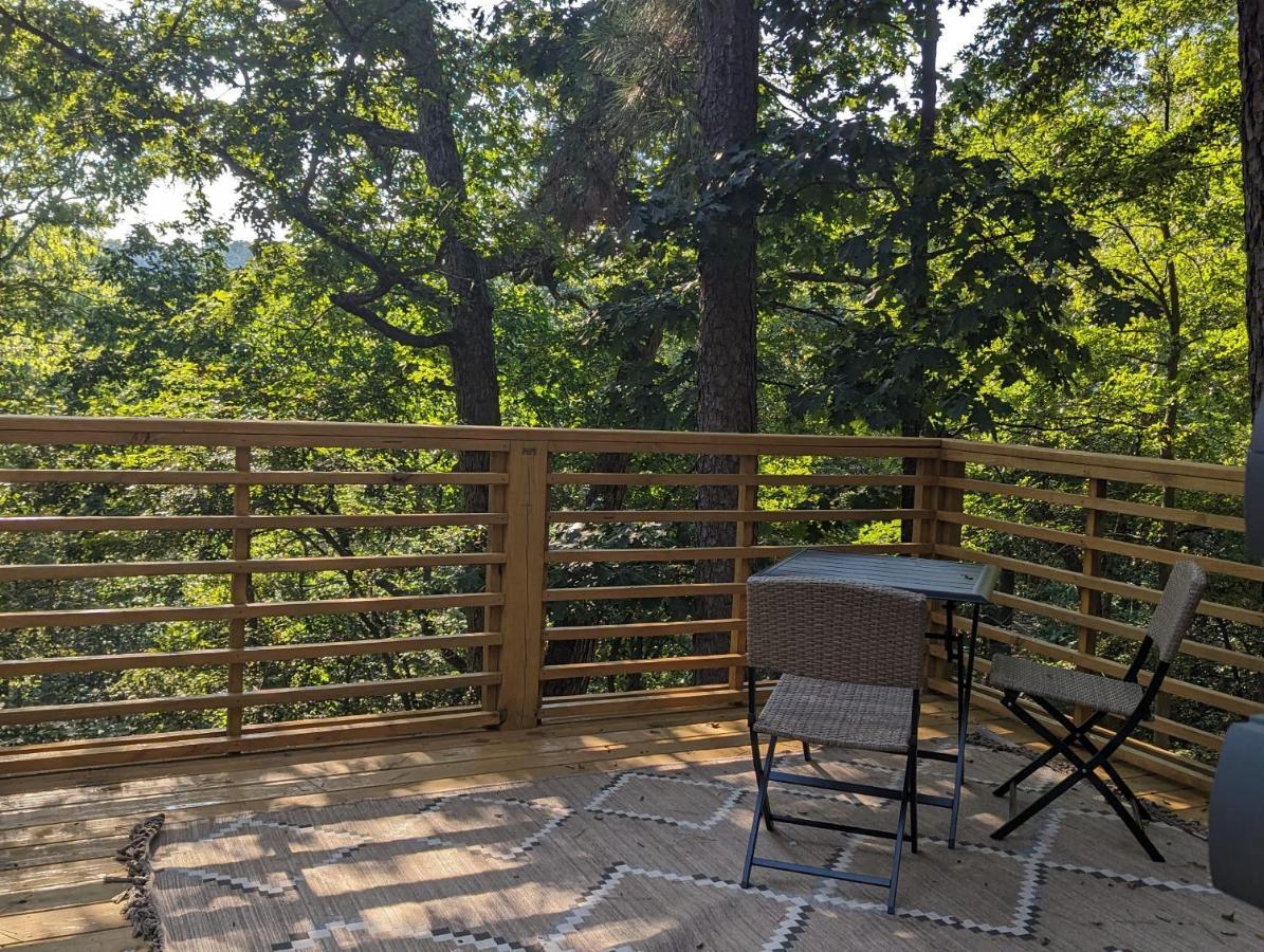 ユリーカ・スプリングスCabin #6 With Hot Tub Deck And Sunset View At Loblolly Pinesアパートメント エクステリア 写真