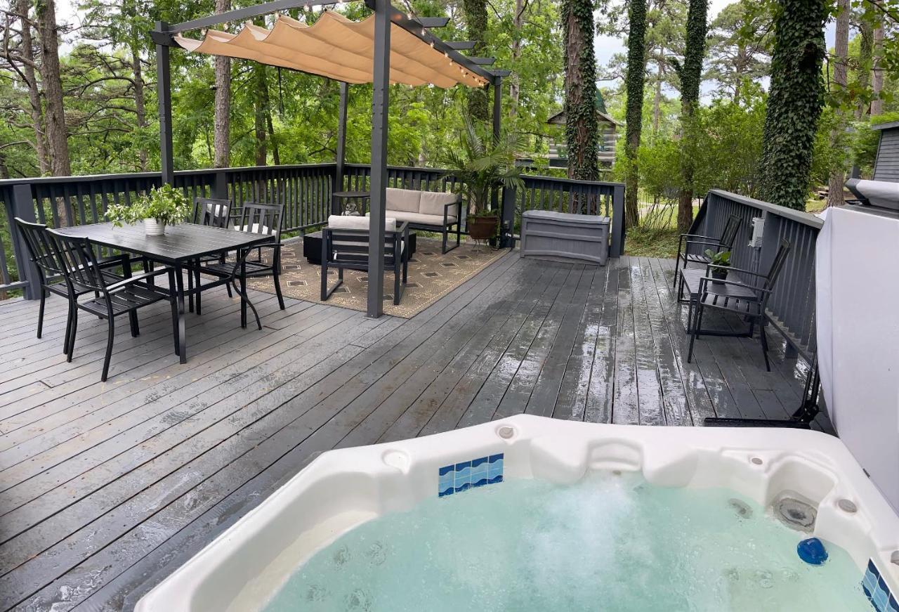 ユリーカ・スプリングスCabin #6 With Hot Tub Deck And Sunset View At Loblolly Pinesアパートメント エクステリア 写真