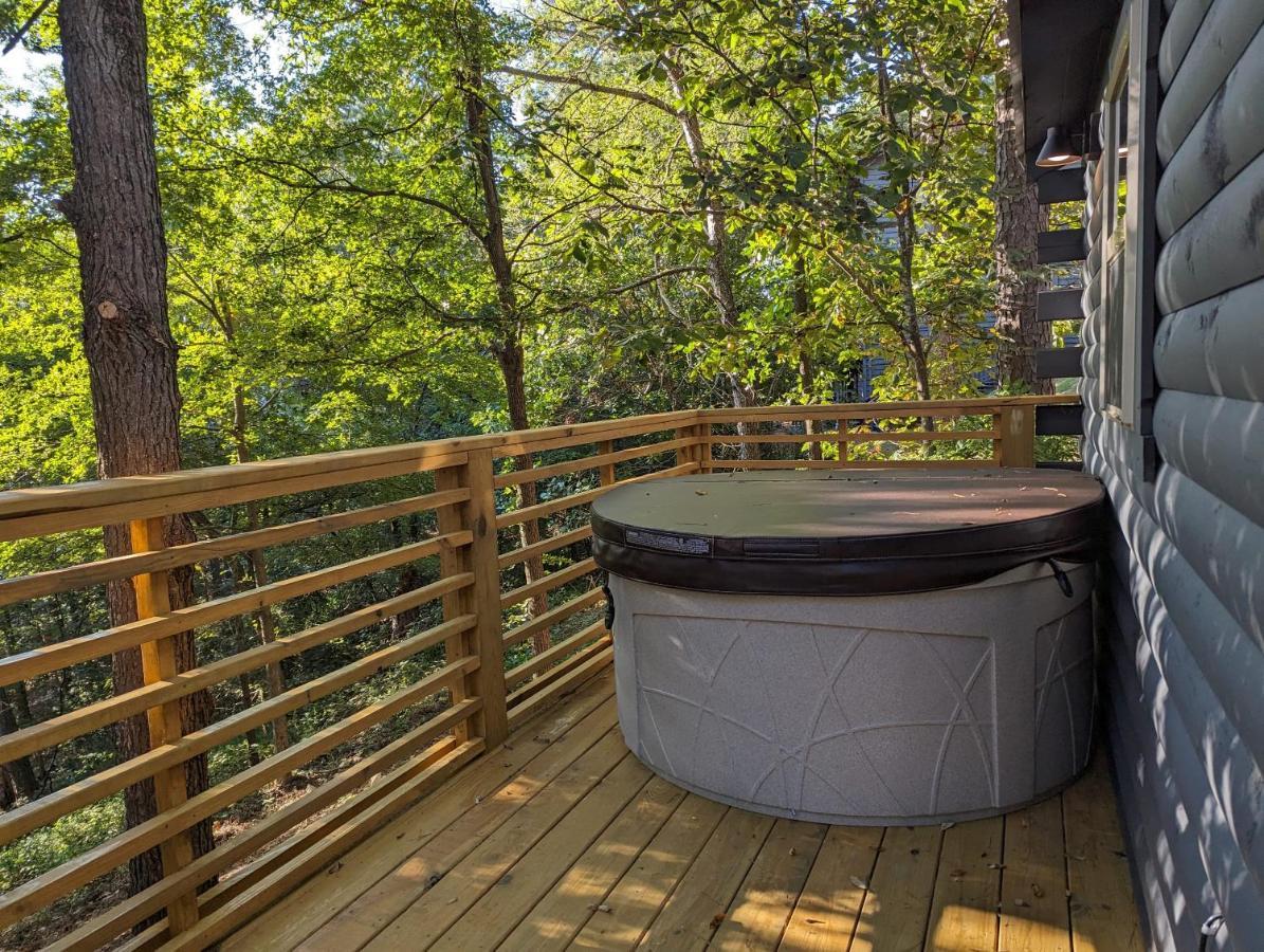 ユリーカ・スプリングスCabin #6 With Hot Tub Deck And Sunset View At Loblolly Pinesアパートメント エクステリア 写真